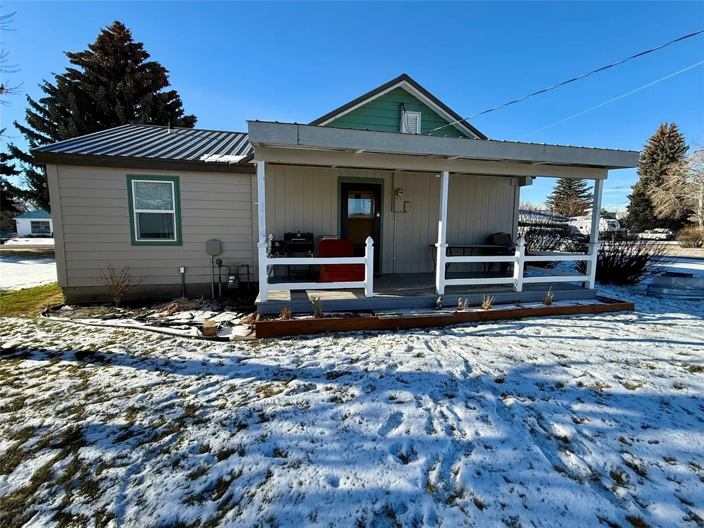 227 5th Avenue NE Choteau MT 59422