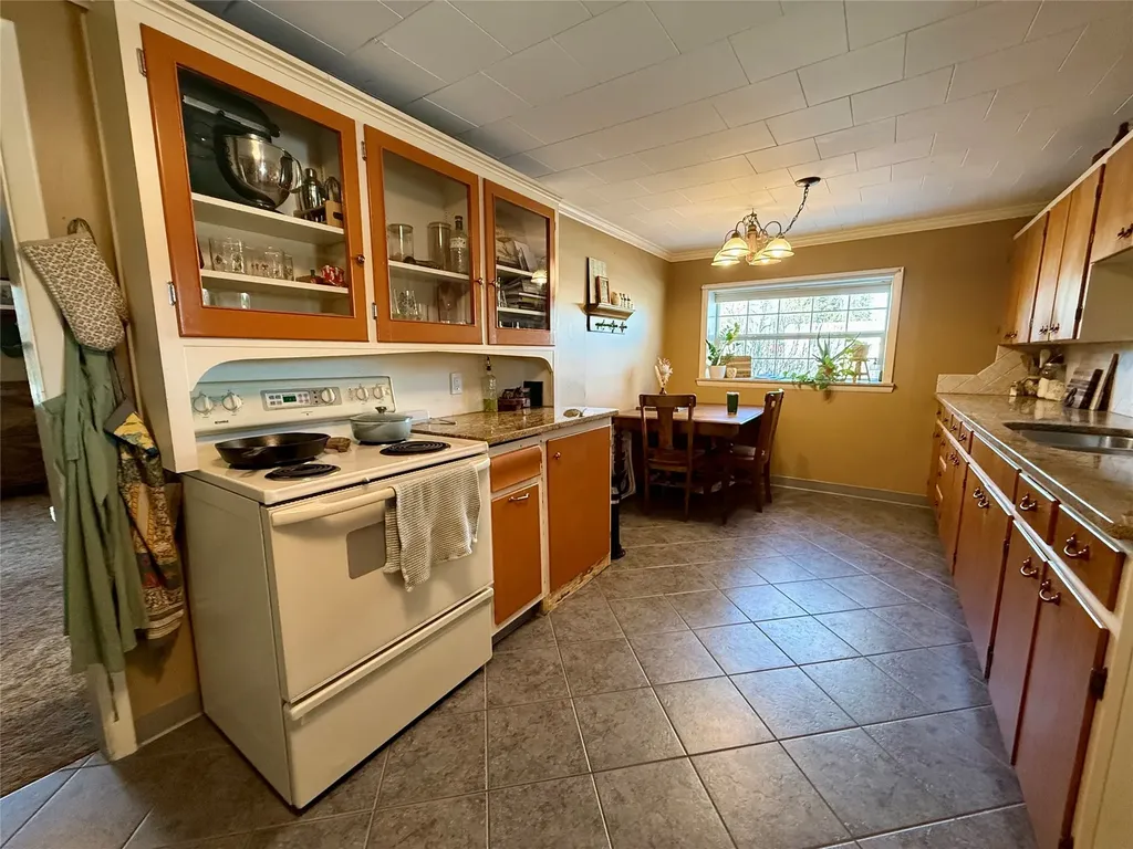 227 5th Avenue NE Choteau MT 59422
