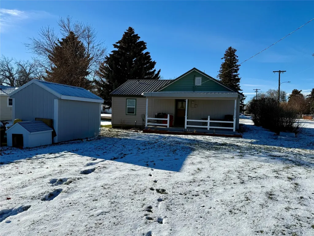 227 5th Avenue NE Choteau MT 59422