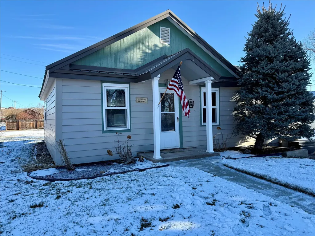 227 5th Avenue NE Choteau MT 59422