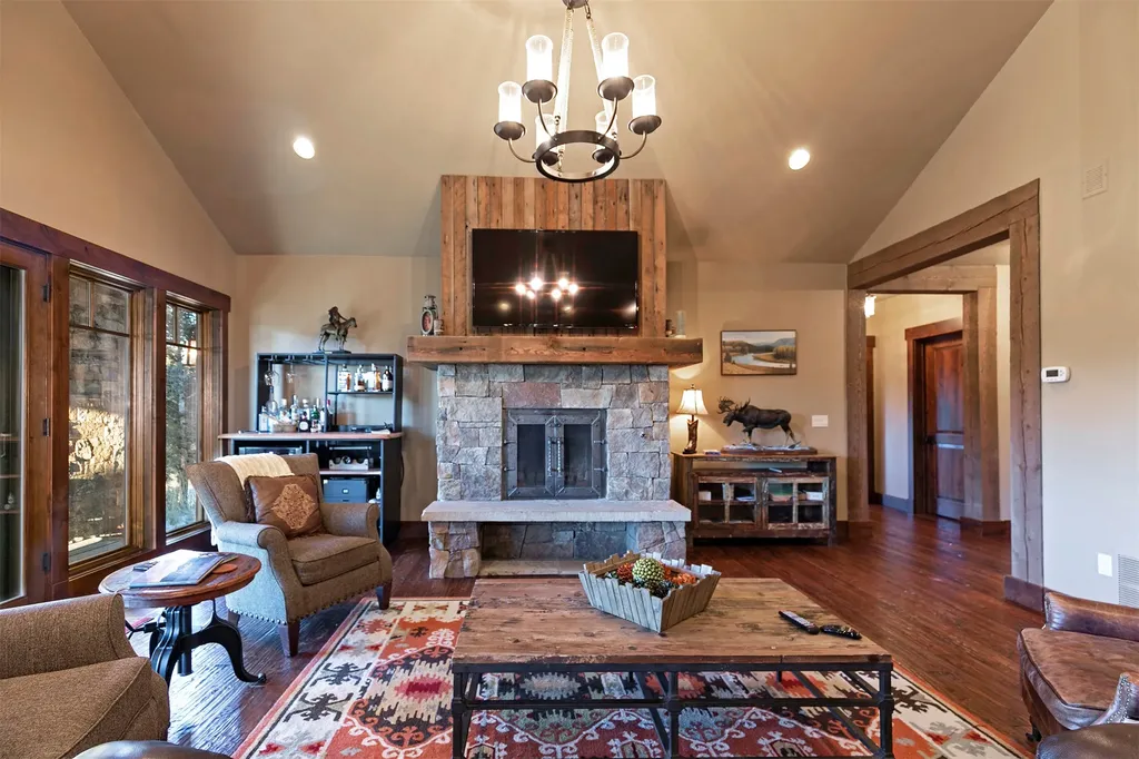 7001 Willow Creek Road Deer Lodge MT 59722