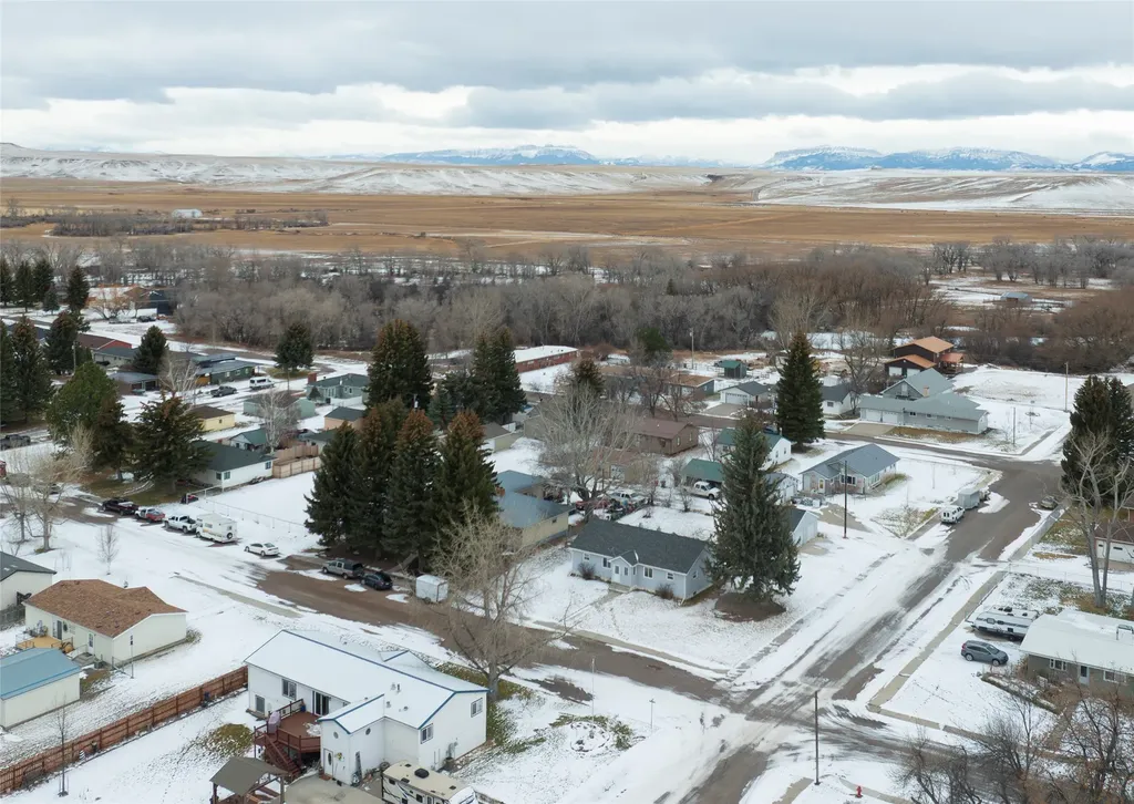 104 8th Avenue SW Choteau MT 59422