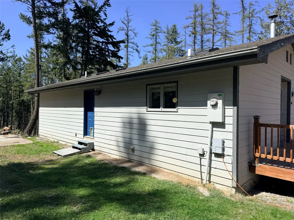 100 Political Hill Lakeside MT 59922