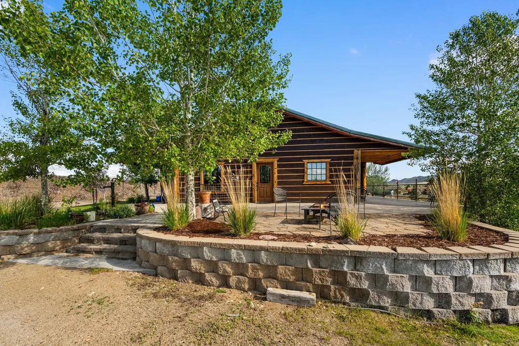 2258 B Mt Highway 287 Alder MT 59710