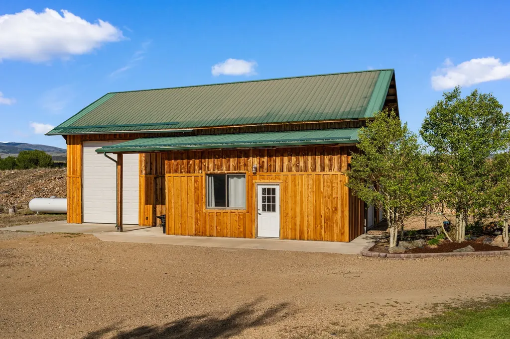 2258 B Mt Highway 287 Alder MT 59710