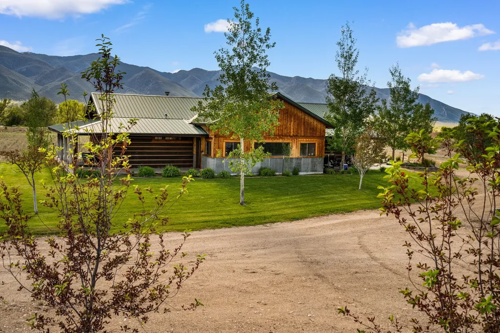 2258 B Mt Highway 287 Alder MT 59710