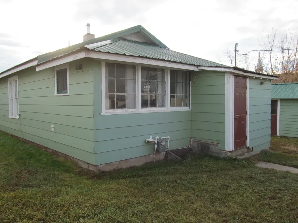 137 N Main Street Drummond MT 59832
