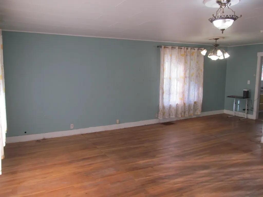 137 N Main Street Drummond MT 59832