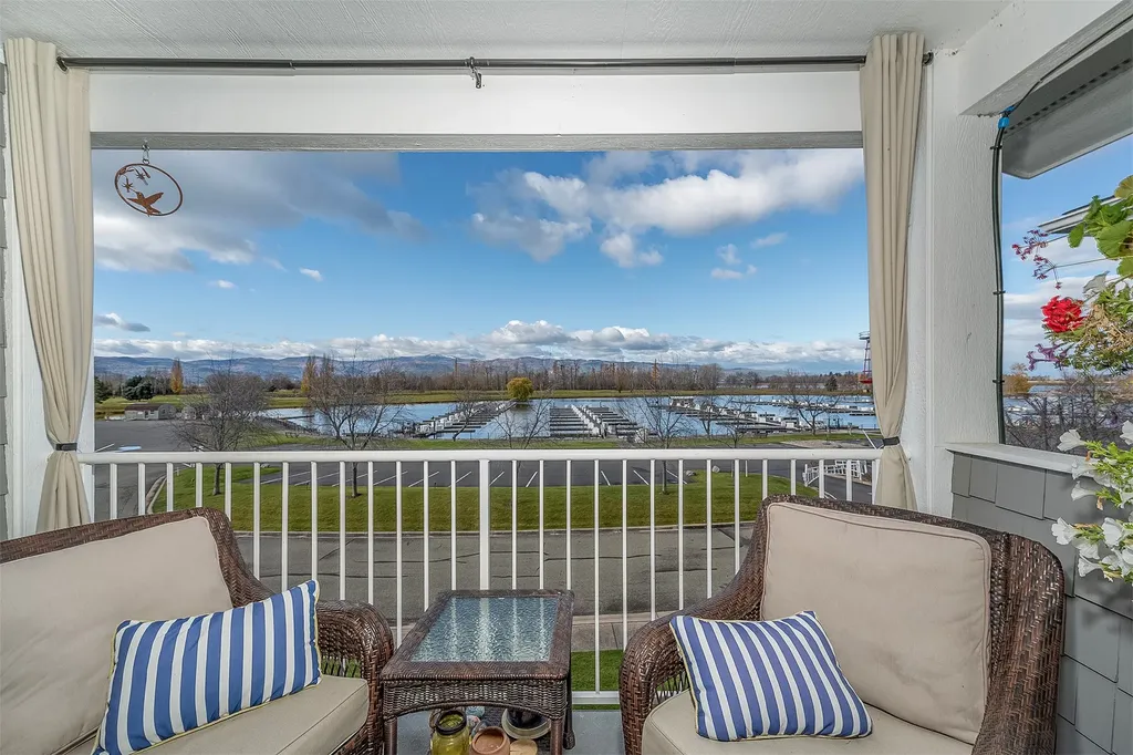 2036 Marina Court Bigfork MT 59911