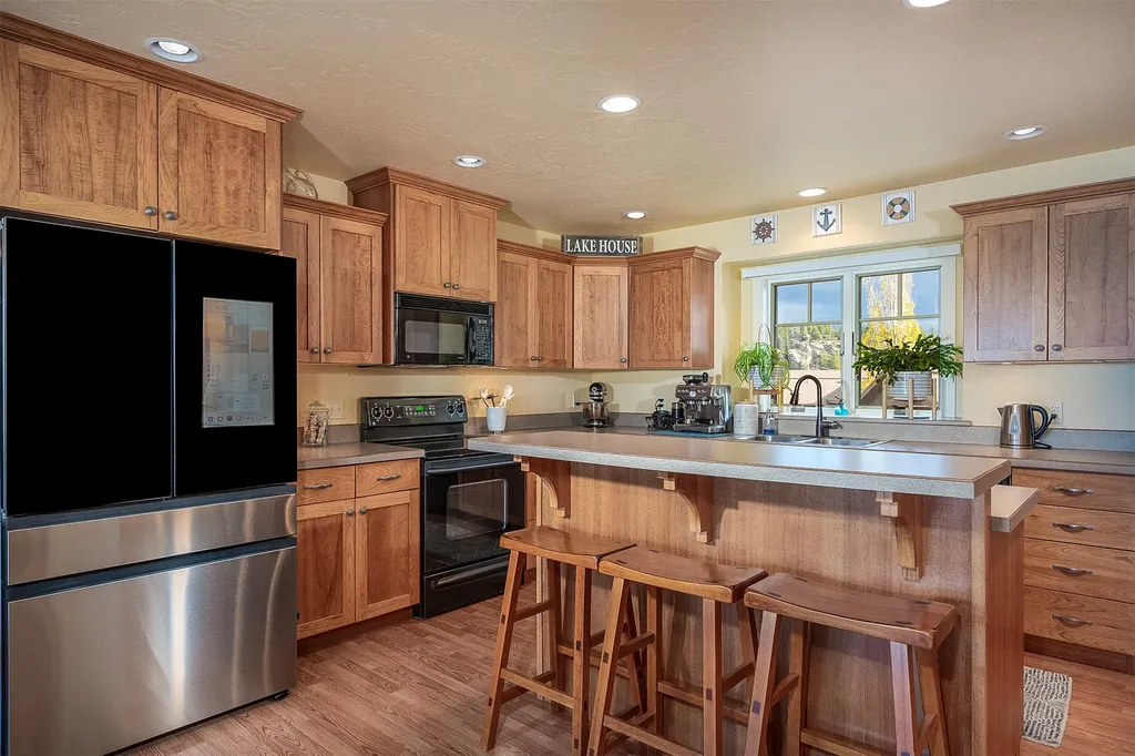 2036 Marina Court Bigfork MT 59911