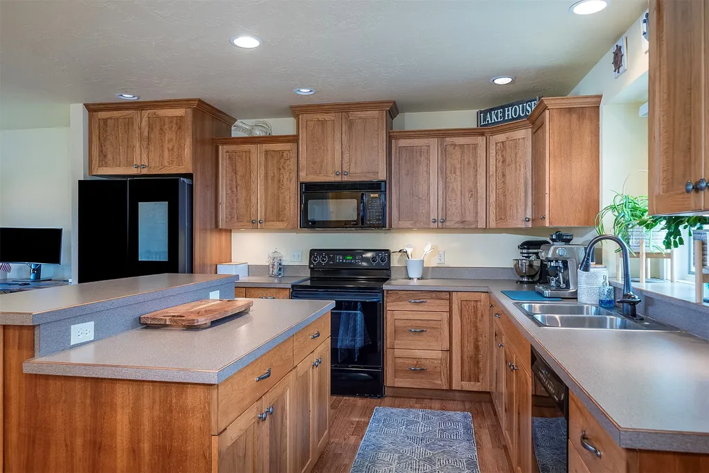 2036 Marina Court Bigfork MT 59911