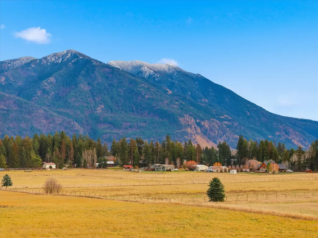 271 Patriots Lane Columbia Falls MT 59912