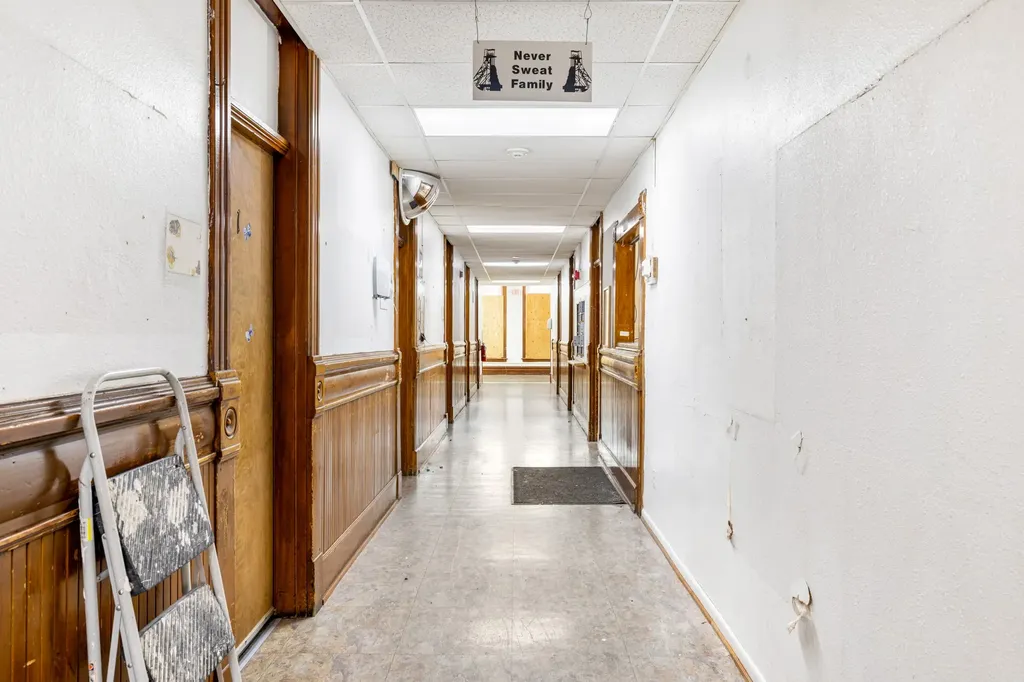68 W Broadway Street Butte MT 59701