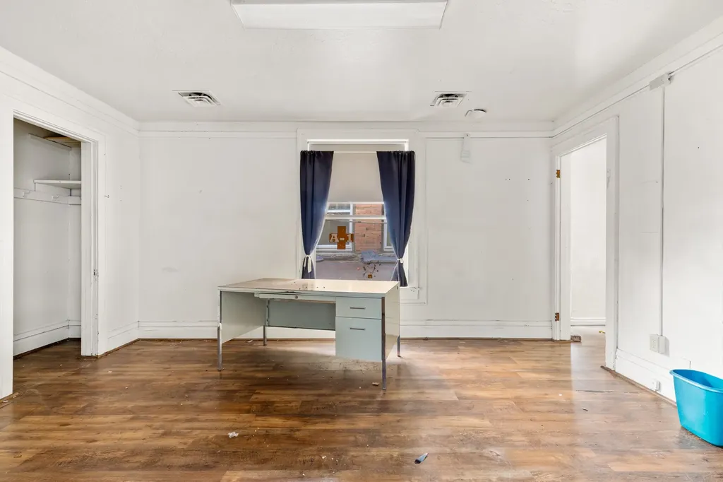 68 W Broadway Street Butte MT 59701