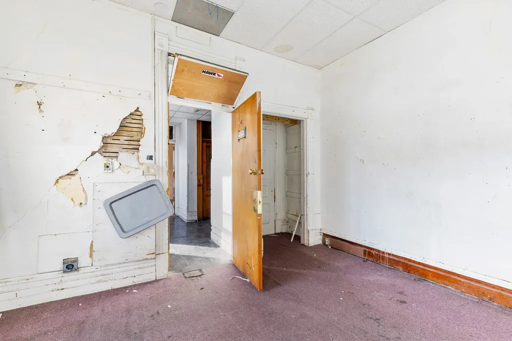 68 W Broadway Street Butte MT 59701