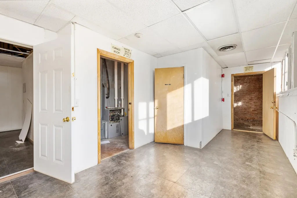 68 W Broadway Street Butte MT 59701