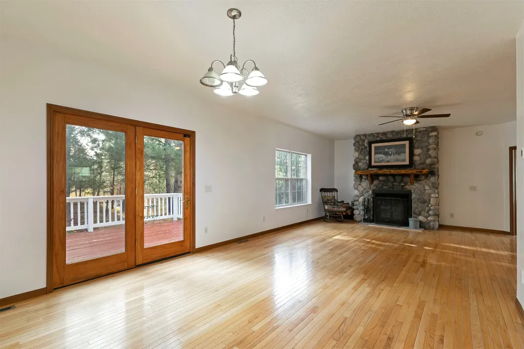 2377 Us Highway 93 S Hamilton MT 59840