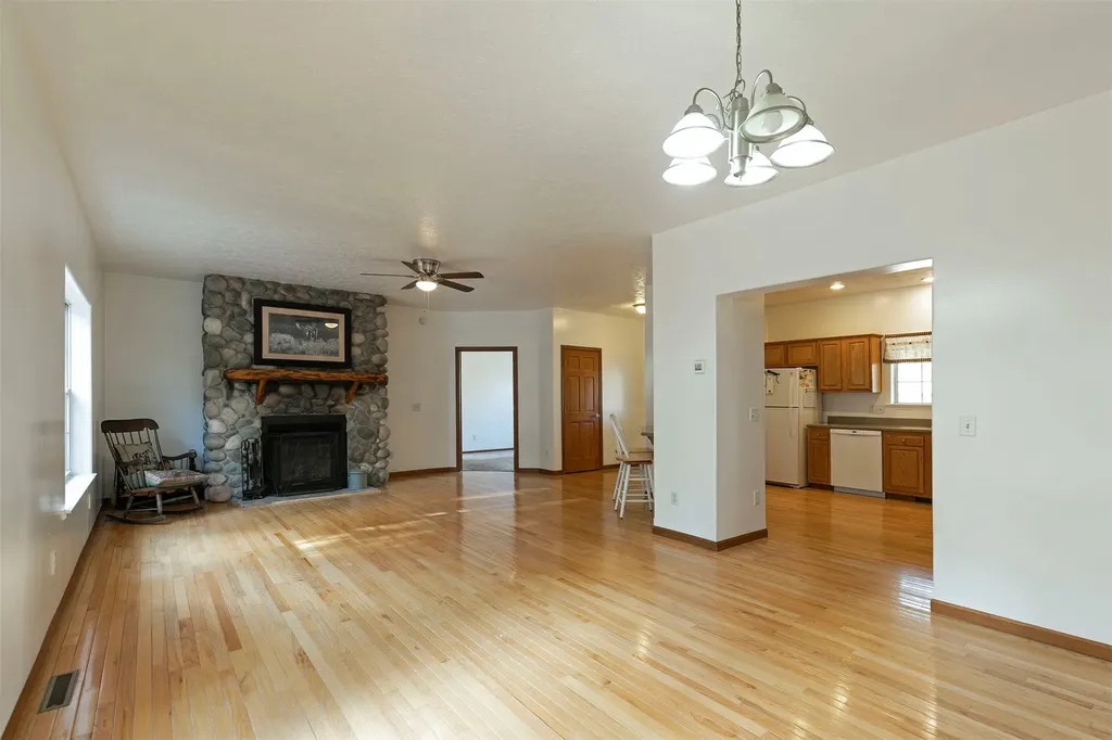 2377 Us Highway 93 S Hamilton MT 59840