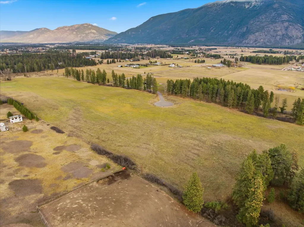 255 Patriots Lane Columbia Falls MT 59912