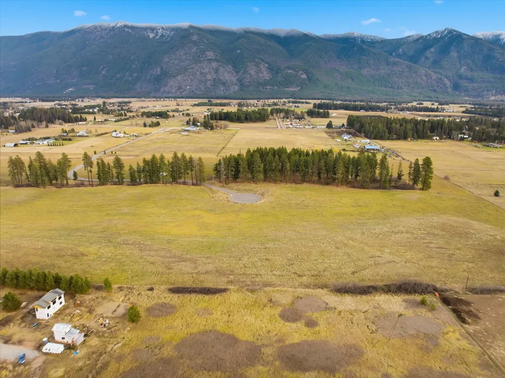 255 Patriots Lane Columbia Falls MT 59912