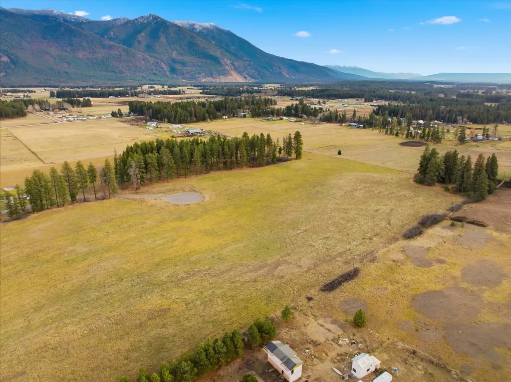 255 Patriots Lane Columbia Falls MT 59912