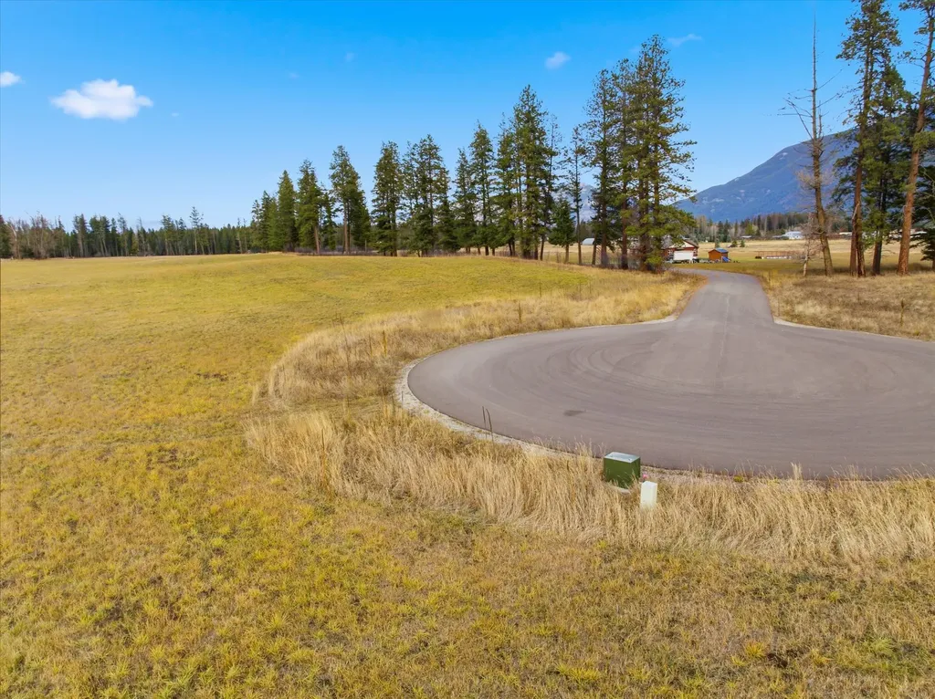 255 Patriots Lane Columbia Falls MT 59912