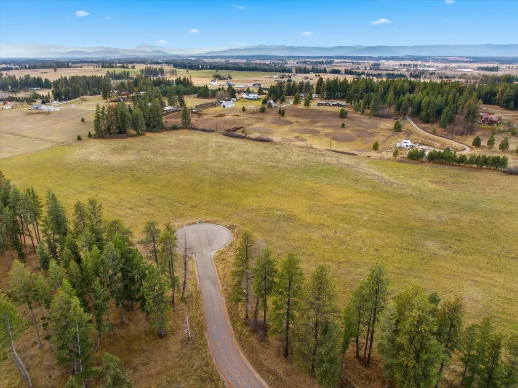 255 Patriots Lane Columbia Falls MT 59912