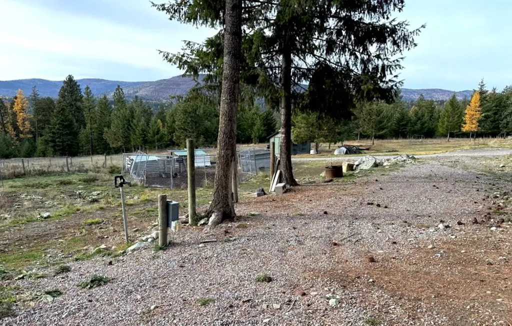 19649 Golden Pine Lane Proctor MT 59929