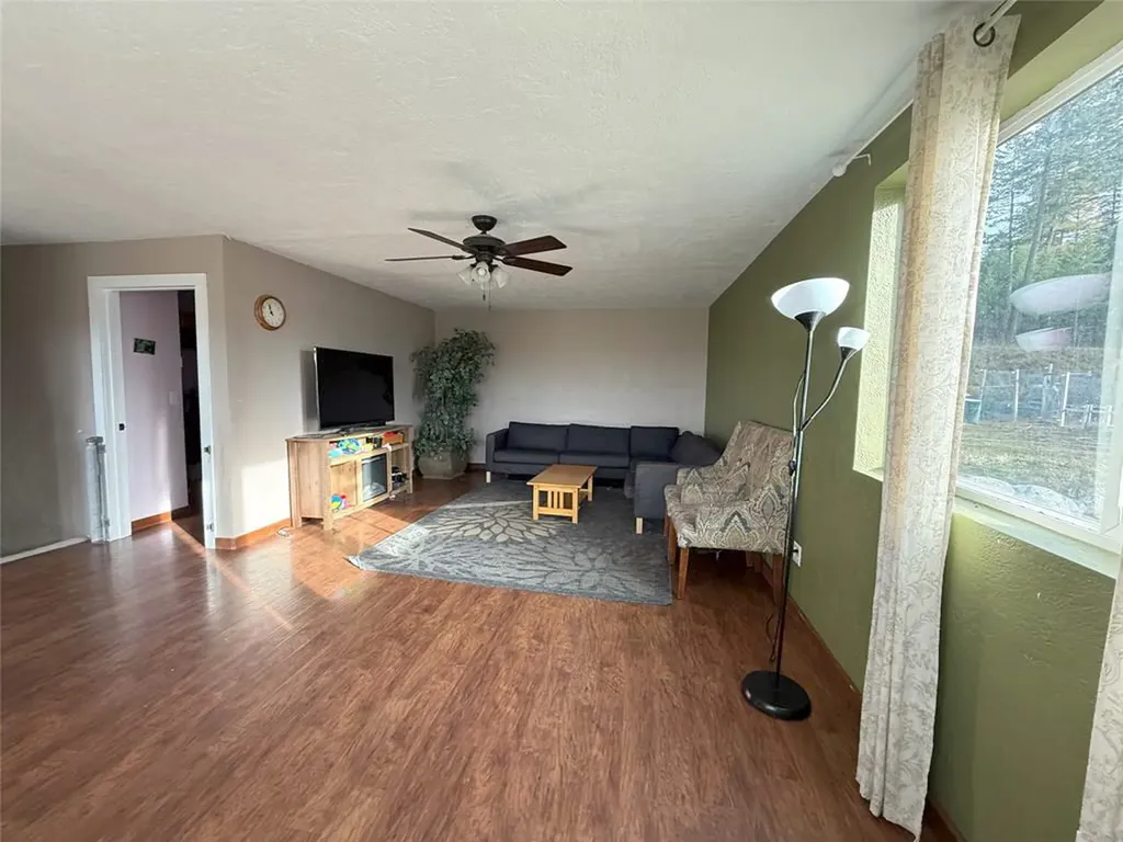 19649 Golden Pine Lane Proctor MT 59929