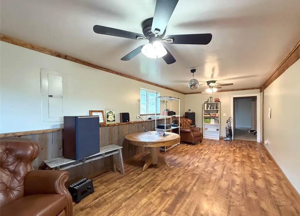 19649 Golden Pine Lane Proctor MT 59929