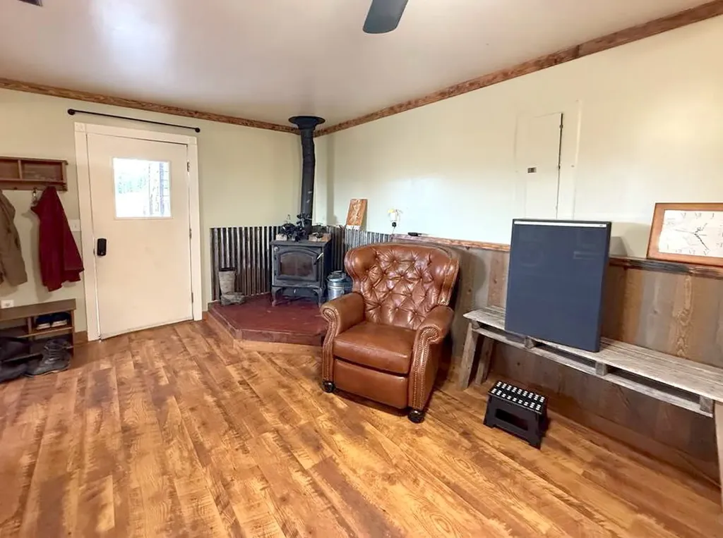19649 Golden Pine Lane Proctor MT 59929