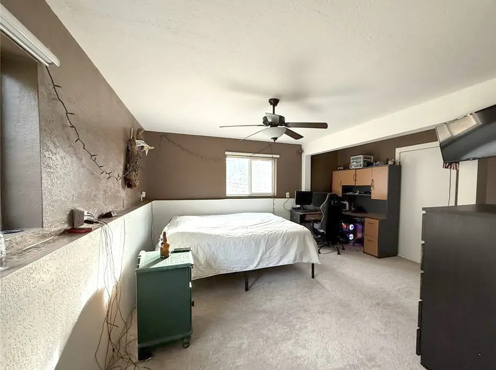 19649 Golden Pine Lane Proctor MT 59929