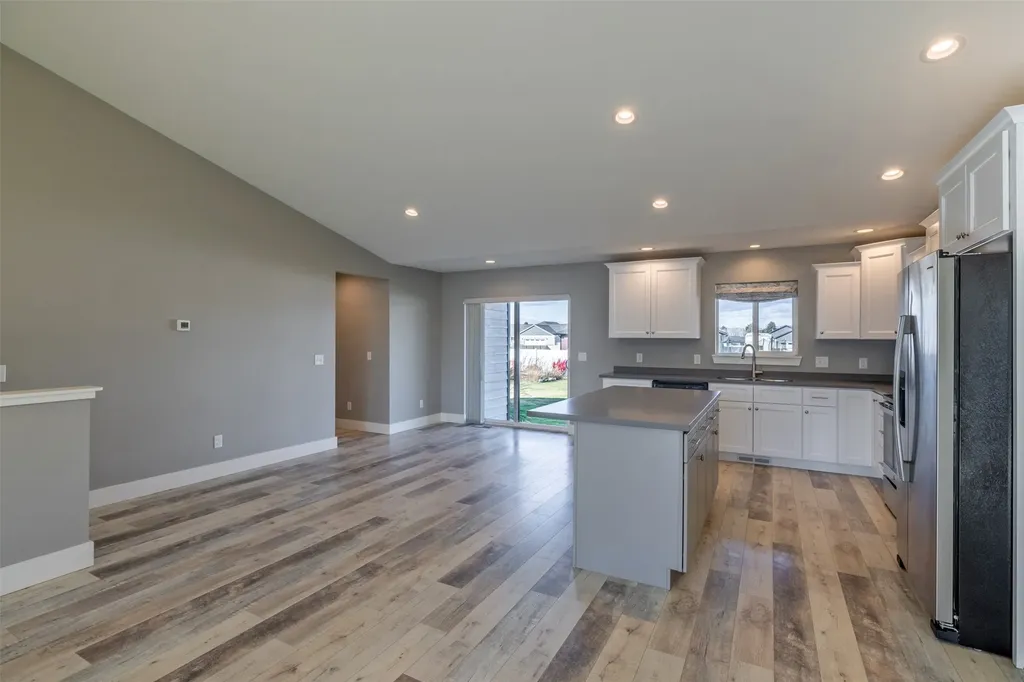 1325 Cambray Loop Helena MT 59602