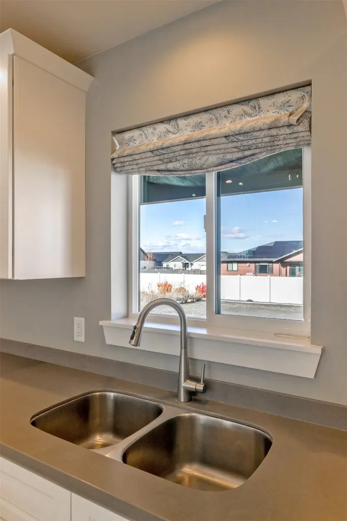 1325 Cambray Loop Helena MT 59602