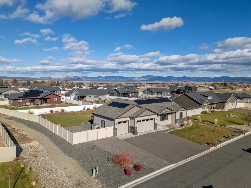 1325 Cambray Loop Helena MT 59602
