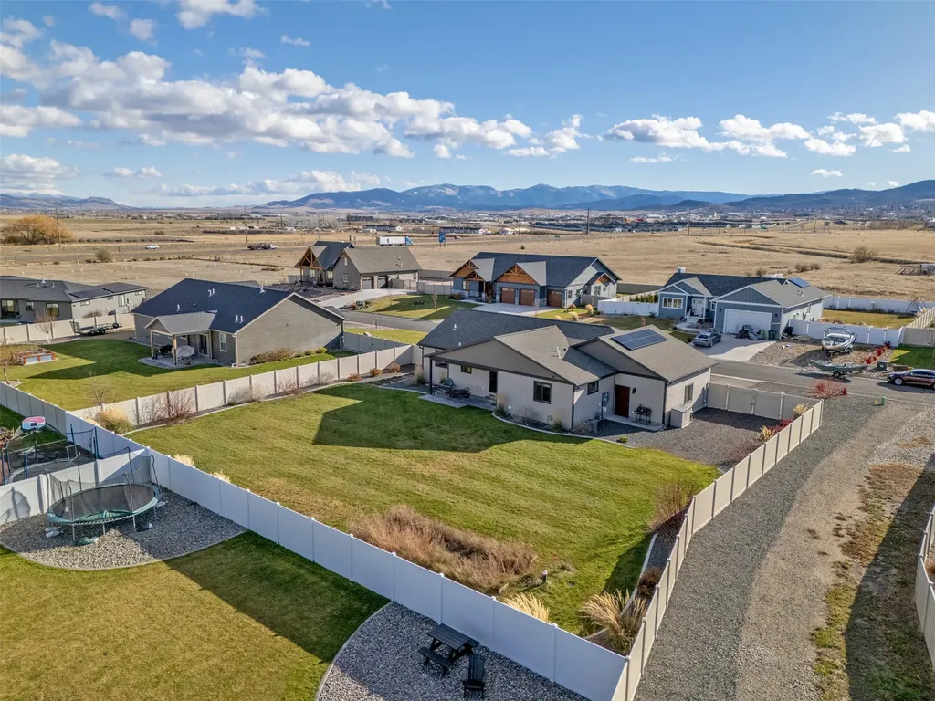 1325 Cambray Loop Helena MT 59602