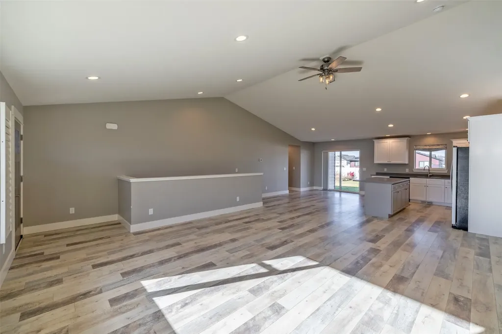 1325 Cambray Loop Helena MT 59602