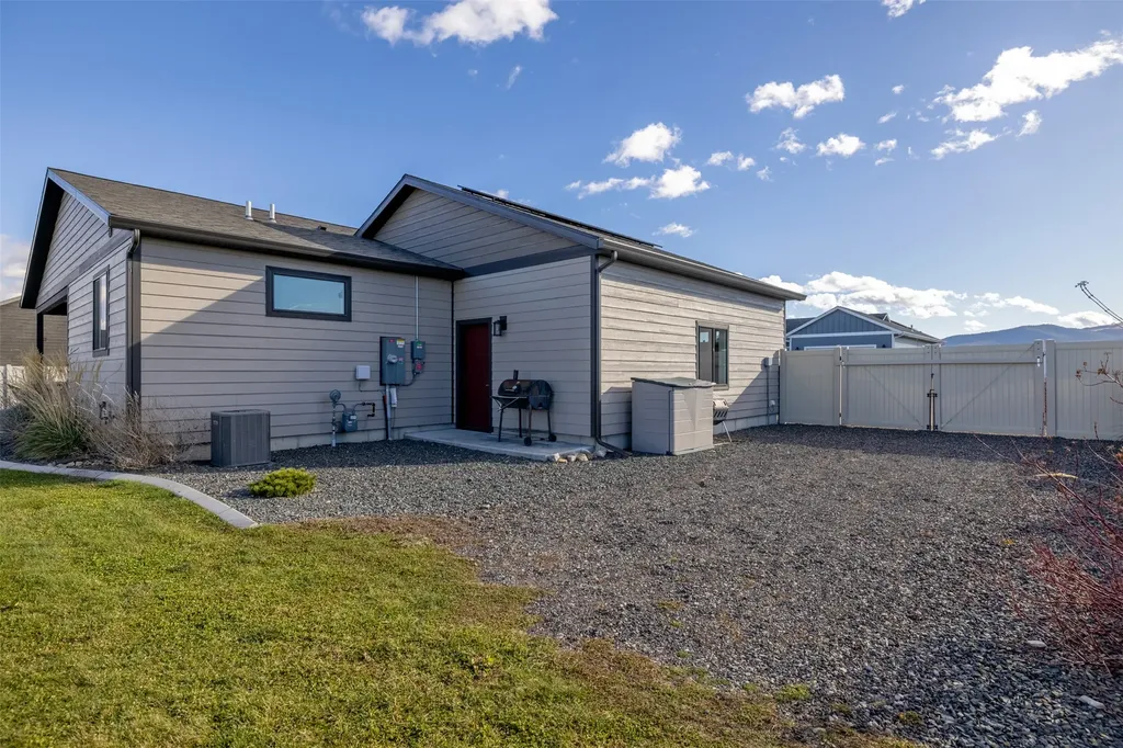 1325 Cambray Loop Helena MT 59602