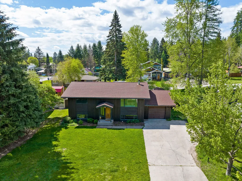 280 Fox Farm Court Whitefish MT 59937