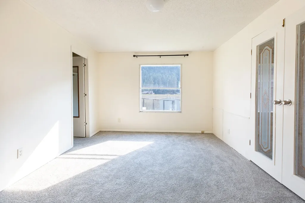3360 Big Flat Road Missoula MT 59804