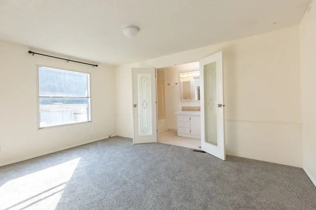 3360 Big Flat Road Missoula MT 59804