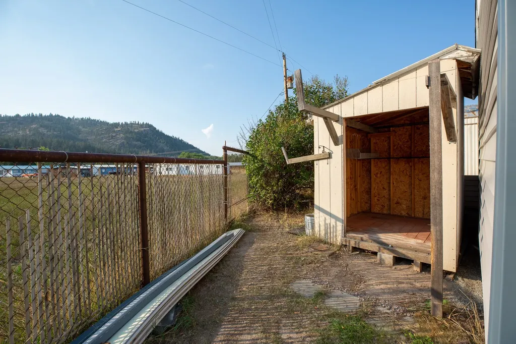 3360 Big Flat Road Missoula MT 59804