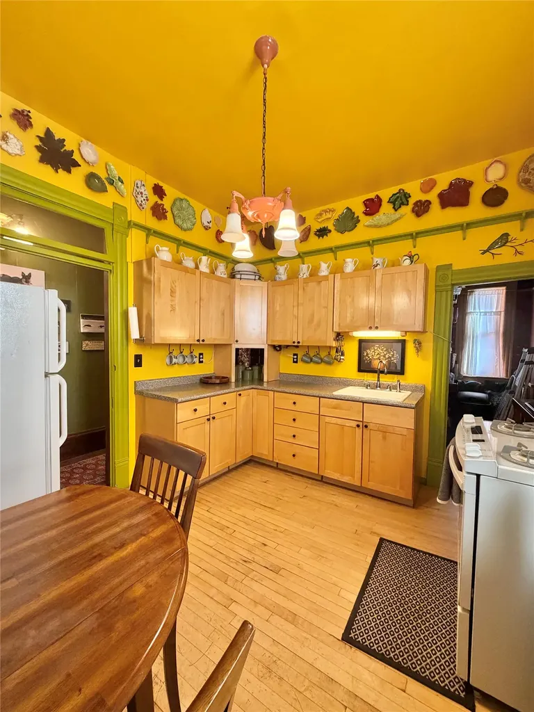 625 N Main Street Butte MT 59701