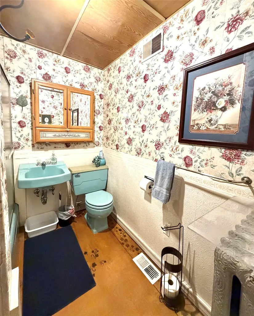 625 N Main Street Butte MT 59701