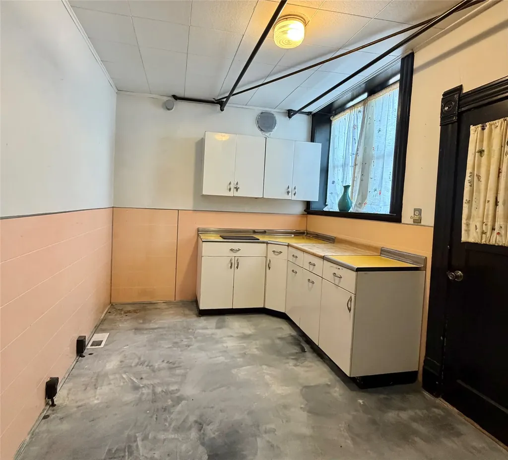 625 N Main Street Butte MT 59701