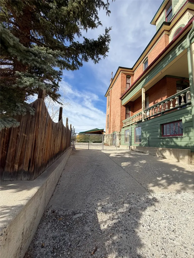 625 N Main Street Butte MT 59701