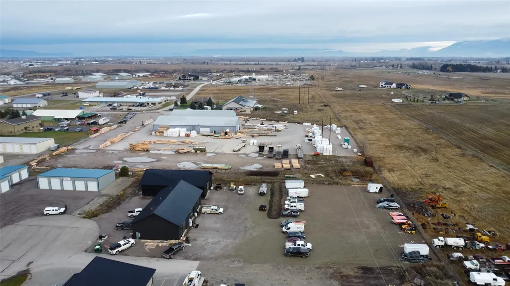 77 Hunter Circle Kalispell MT 59901