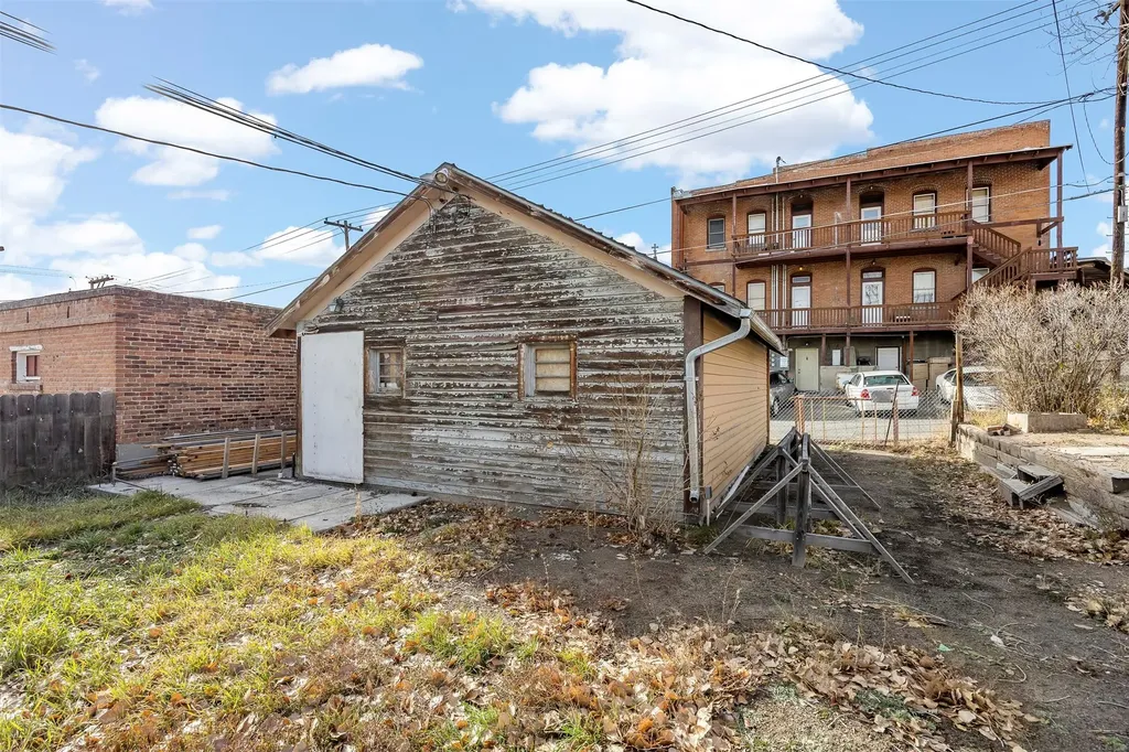 225 S Dakota Street Butte MT 59701