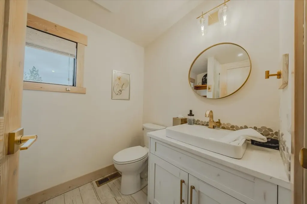 20 Crooked Stick Way Eureka MT 59917