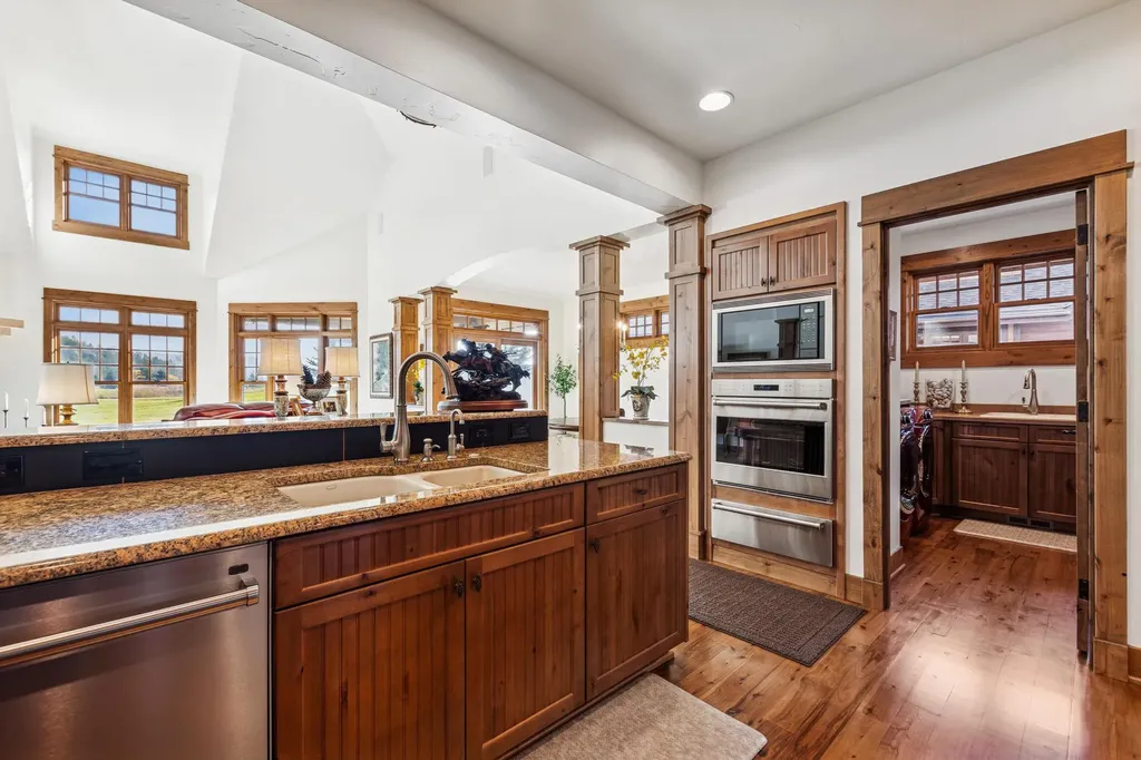 Nhn Eagle Bend Drive Bigfork MT 59911